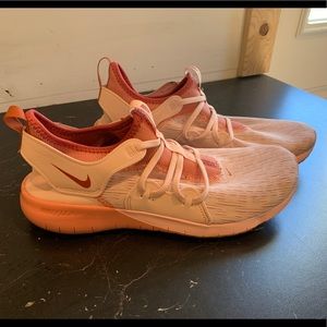 Women Nike running flex shoes